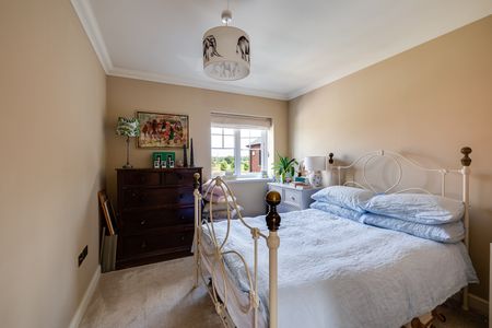 Belgrave Garden Mews, Pulford, Chester - Photo 4