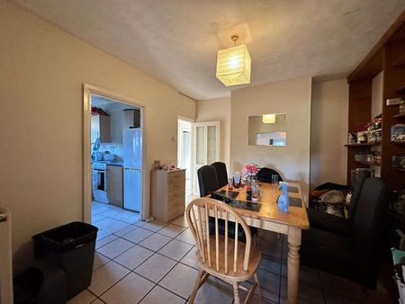 5 bedroom detached house to rent - Photo 3