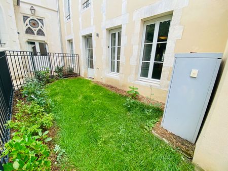 Location Appartement 1 pièce 35m² - Photo 3