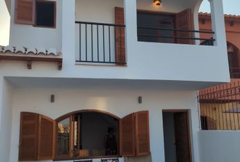 Alquiler de chalet adosado en Avenida Islas Canarias, 2