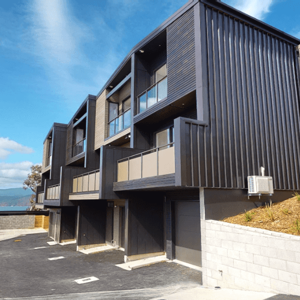*Quality living in Seatoun Heights awaits—secure your new home now!* - Photo 1