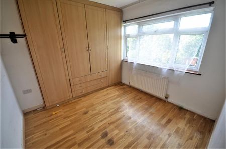 2 bedroom maisonette to rent - Photo 4