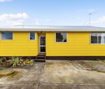 2 Kim Lane - Photo 2