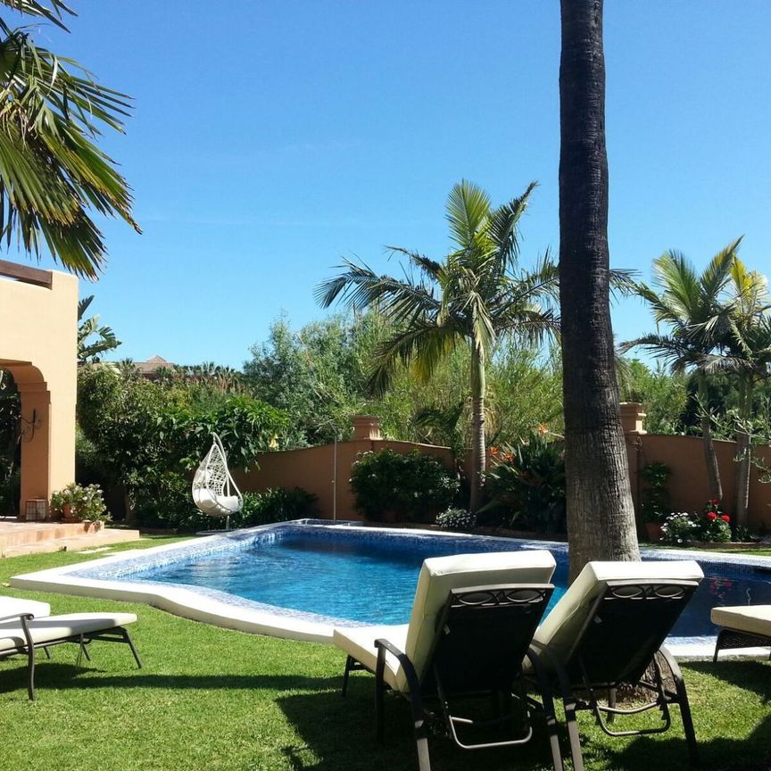 Alquiler de casa o chalet independiente en N-340 - Photo 1