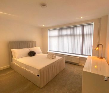 Student Properties to Let - Photo 3