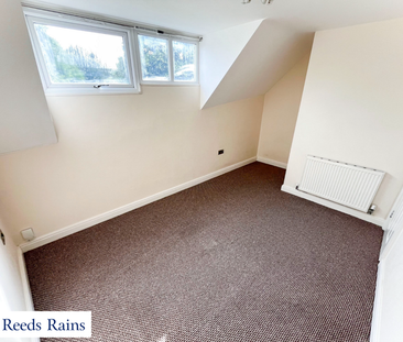 3 bedroom terraced house to rent - Photo 3