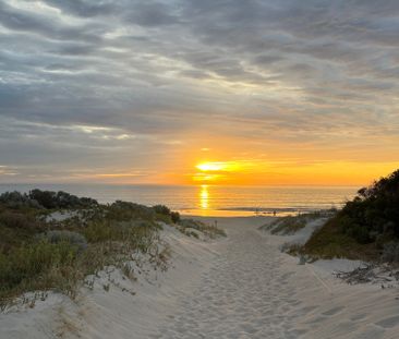 Secret Harbour - Photo 5