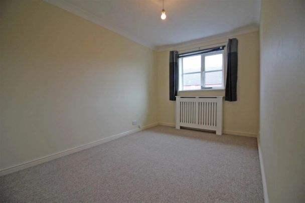 4 Bedroom House - Detached - Photo 1