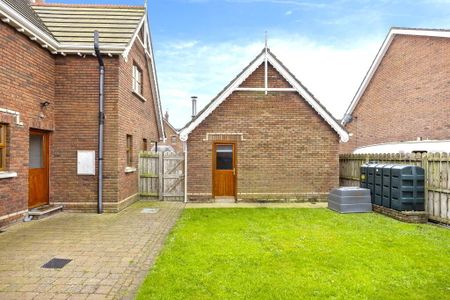 1 Henley Hall, St James, Royal Hillsborough, BT26 6RZ - Photo 4