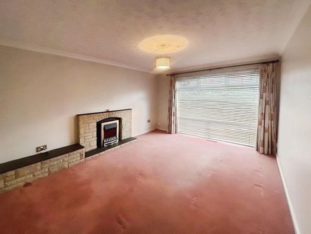 3 bedroom House To Let - Photo 5