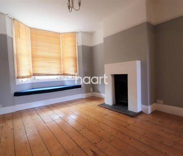 2 bedroom terraced house to rent - Photo 4