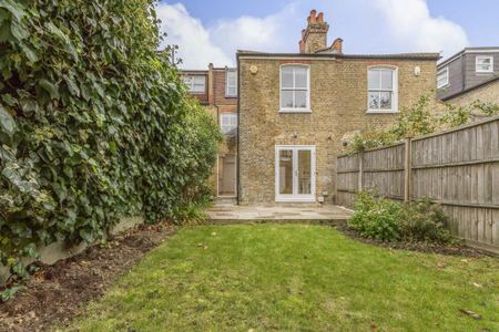 4 bedroom house to rent - Photo 2