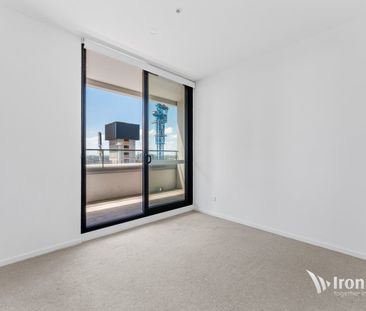 Two-Bedroom Apartment in Great Location! - Photo 5