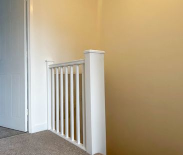 2 Bedroom Terraced for Rent - Photo 2