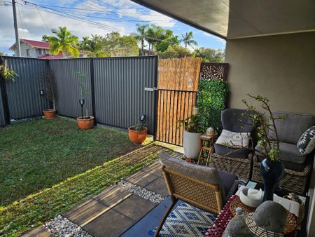 Daisy Hill - Photo 3