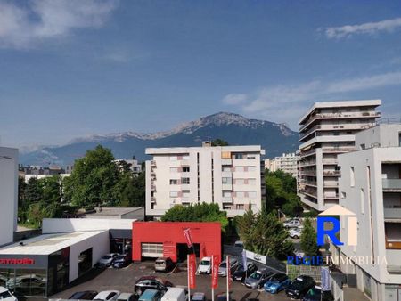 Location Appartement 3 pièces 66m² GRENOBLE 38100 - Photo 4