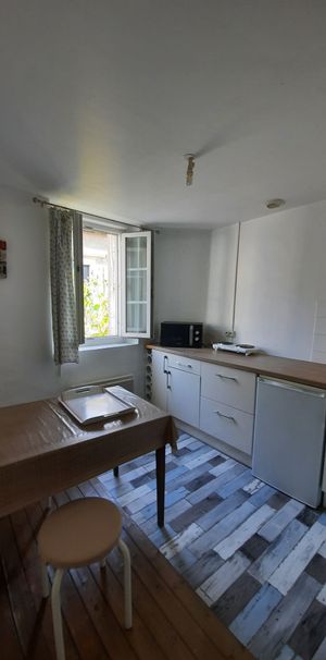 LAVAL, Appartement T1 de 28m² - Photo 1