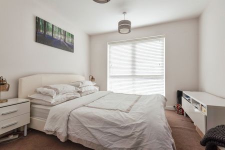 Admiral Drive, STEVENAGE - Photo 5