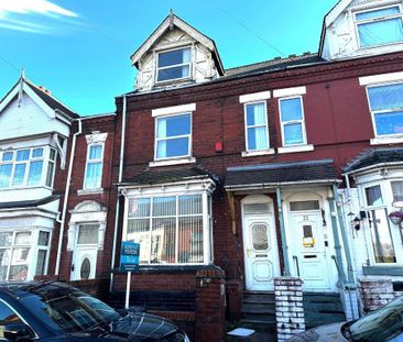 4 bedroom terraced house to rent - Photo 6