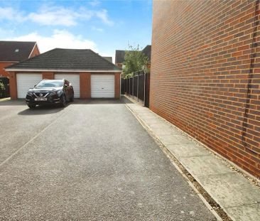 3 bedroom end of terrace house to rent - Photo 3