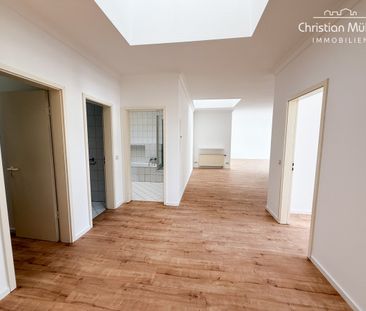 Zur Miete: Helle 3,5-Zimmer-Wohnung mit großzügigem Balkon in Freib... - Photo 1