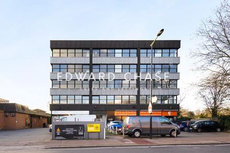 Studio to rent - Photo 3