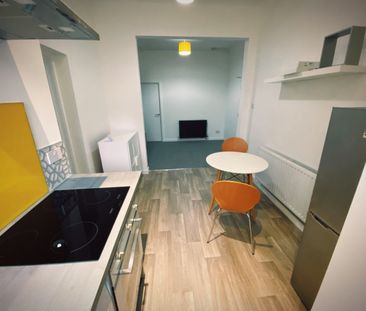 1 bed Flat for Rent - Photo 6