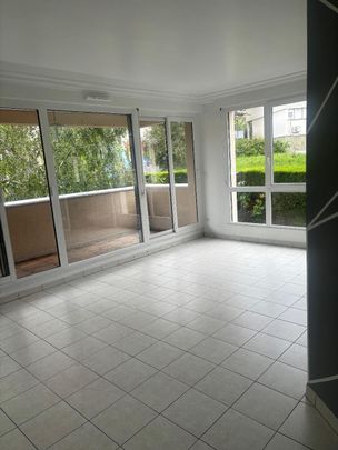 Location Appartement 2 pièces 53m² LA MULATIERE 69350 - Photo 1