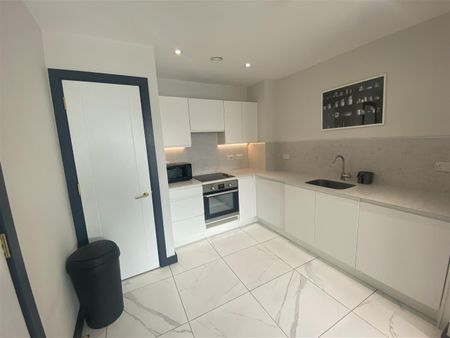 2 Bedroom Apartment To Rent - Photo 2