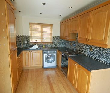 2 bedroom terraced house to rent - Photo 3
