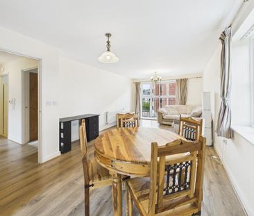 2 bedroom apartment to rent - Photo 2