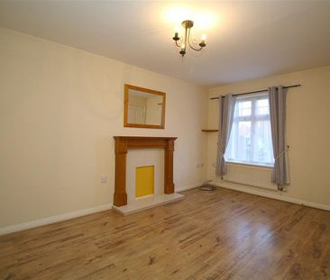 2 bedroom semi-detached house to rent - Photo 5