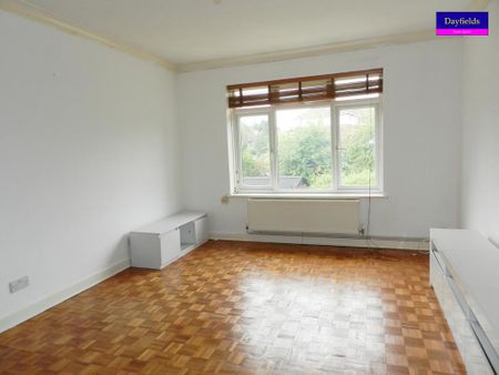 2 bedroom maisonette to rent - Photo 2