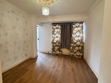 4 bedroom terraced house to rent - Photo 4