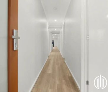 “Your Dream Family Home in the Heart of Tarneit!” - Photo 6