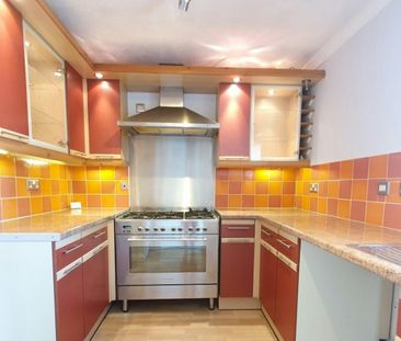 Maisonette to rent on - Photo 3