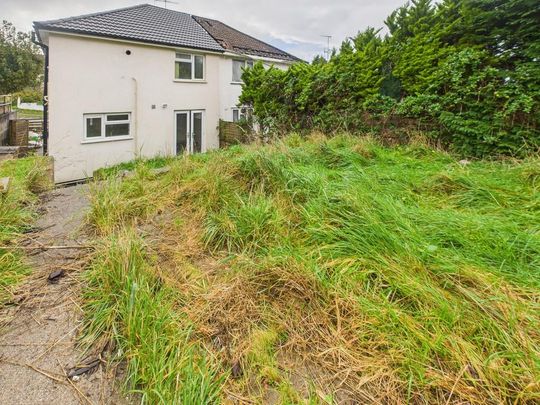 3 bedroom semi-detached house to rent - Photo 1