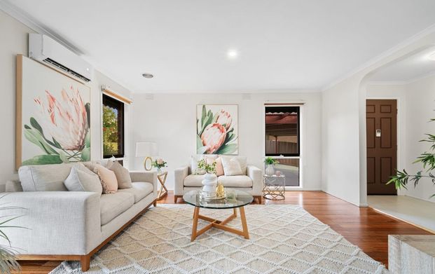 Charming 3-Bedroom Home for Rent – 47 Matthew Flinders Avenue, Endeavour Hills - Photo 1