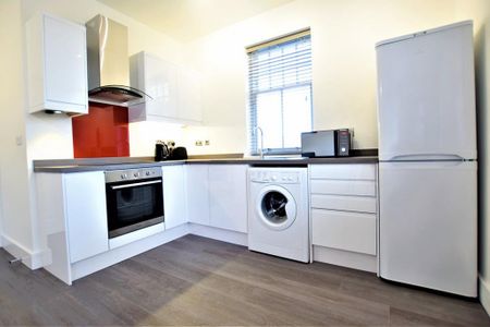 2 bedroom flat to rent - Photo 4