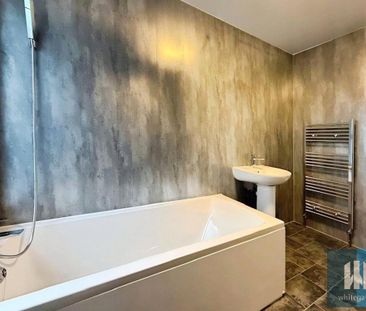 3 bedroom terraced house to rent - Photo 6