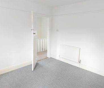 3 bedroom Detached house to rent - Photo 5