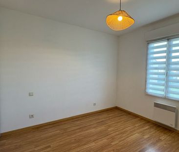 Location Maison 4 pièces 89m² NIORT 79000 - Photo 3