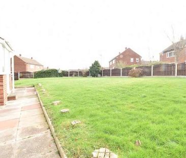 The Meadow, Normanton, WF6 - Photo 2