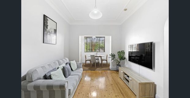 Art Deco Living in the Heart of Summer Hill - Photo 1