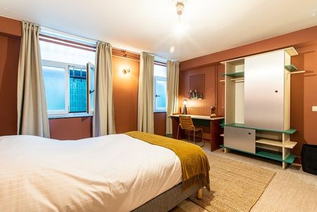 Room at Rue du Viaduc 15 - Photo 3
