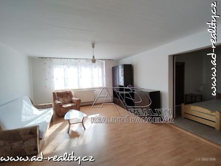 Pronájem bytu 2+1 70 m² - Photo 2