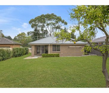 Modern Family Home - Photo 2