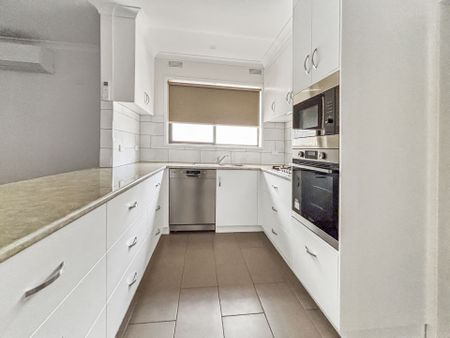 100 Retreat Road, Spring Gully - Photo 2