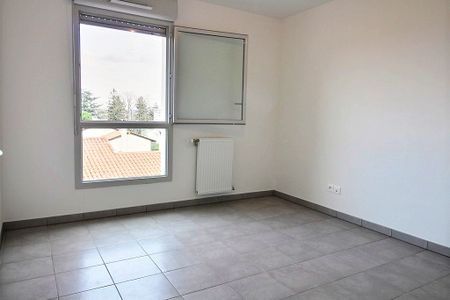 T3 – 55 m2 – BALCON – GARAGE – 69200 VENISSIEUX – Réf. 1087 - Photo 2