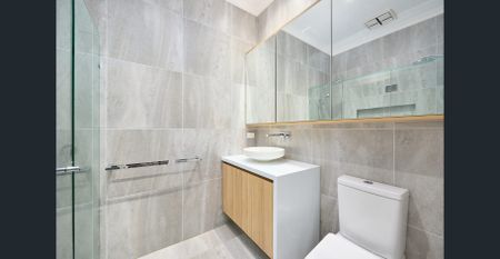 Stunning family home in prime location - Photo 2